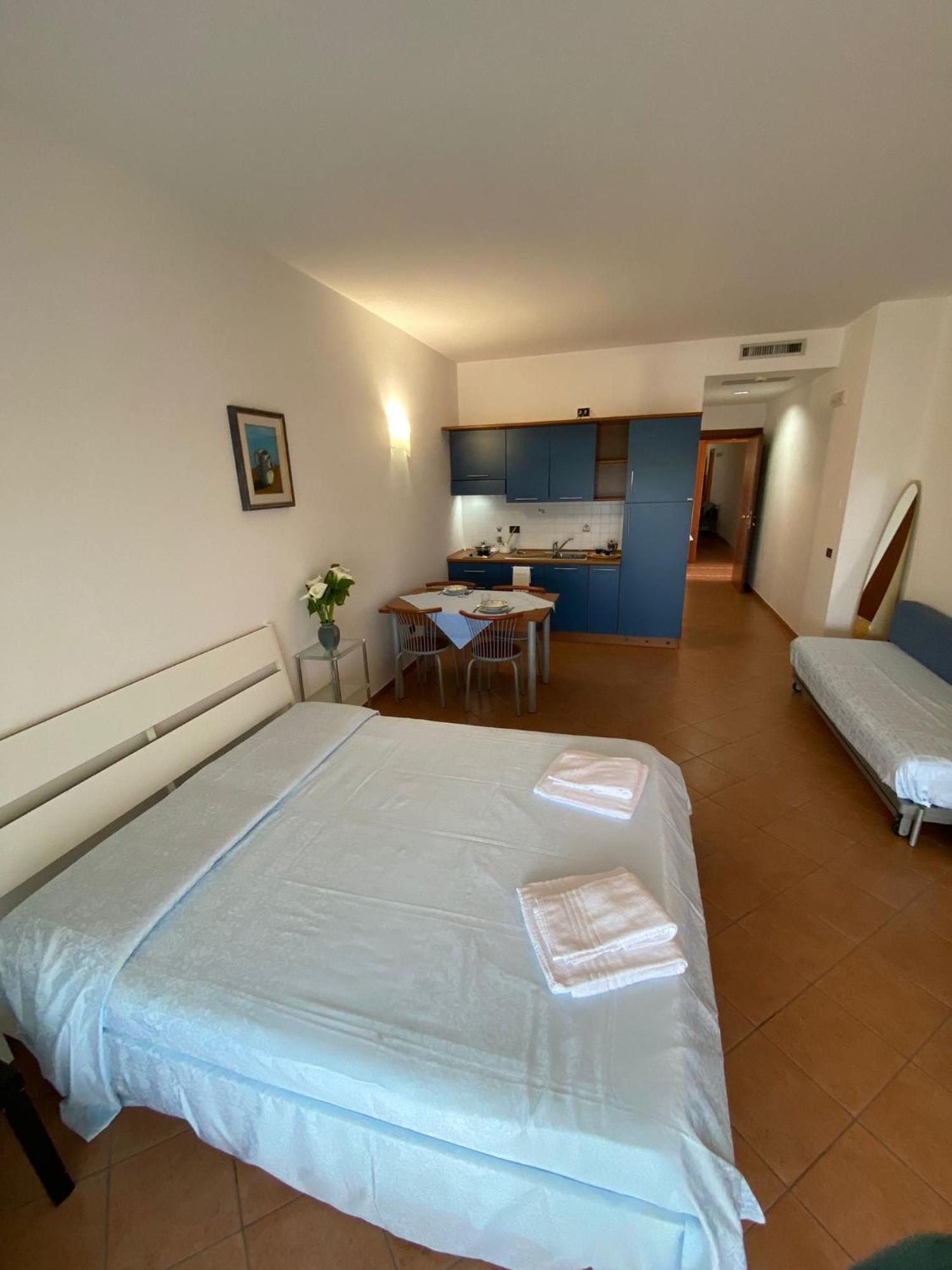 קסטלנטה מרינה Jonio Vacanze Residence מראה חיצוני תמונה