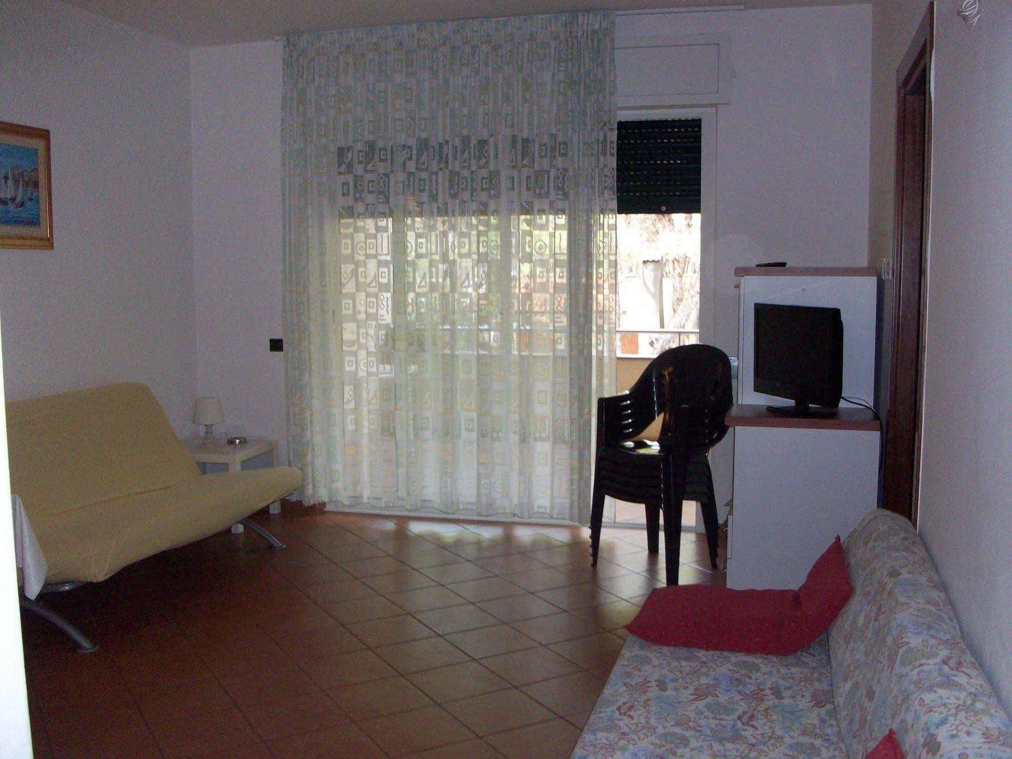 קסטלנטה מרינה Jonio Vacanze Residence מראה חיצוני תמונה