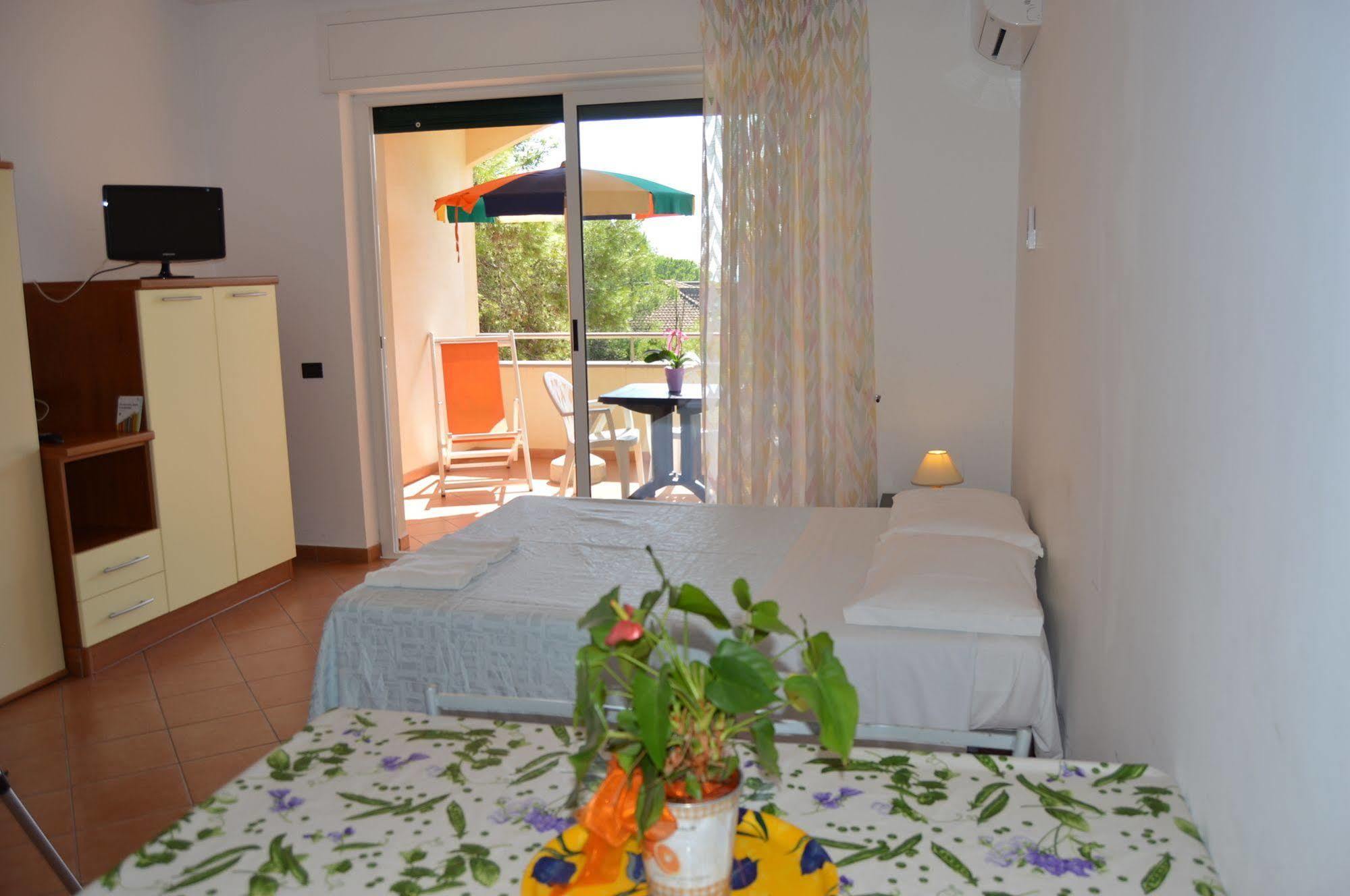 קסטלנטה מרינה Jonio Vacanze Residence מראה חיצוני תמונה