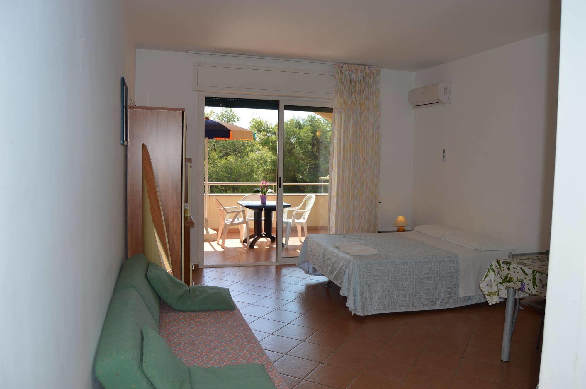 קסטלנטה מרינה Jonio Vacanze Residence מראה חיצוני תמונה